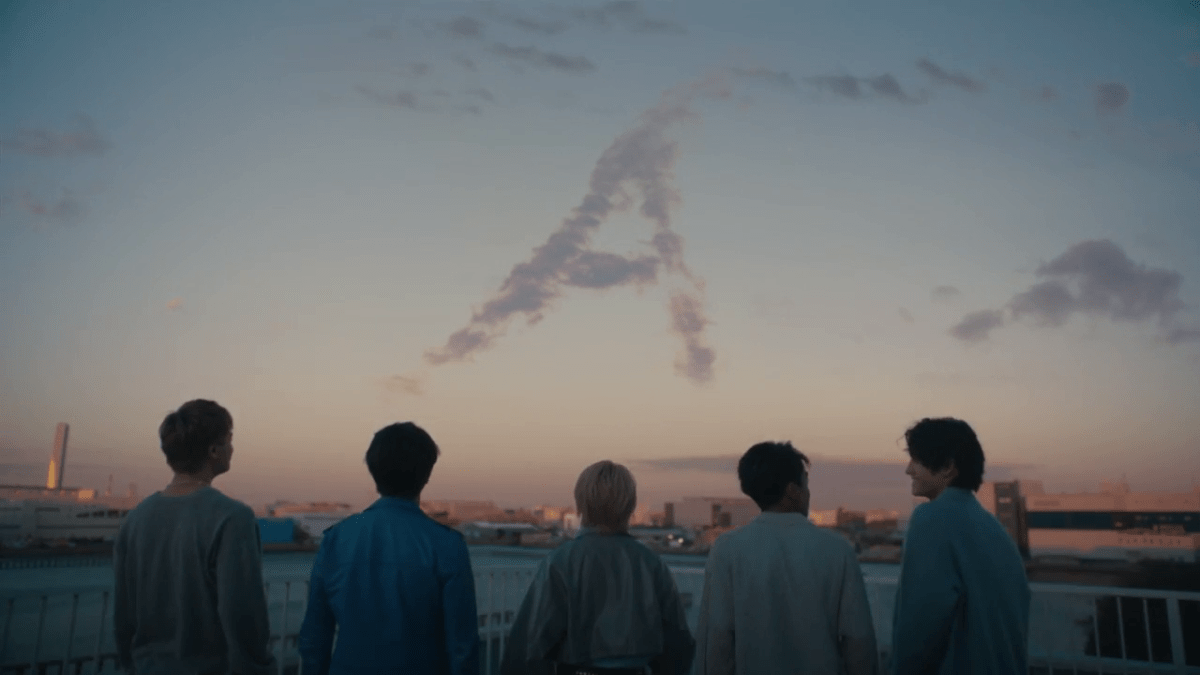 “Hello” MV Release